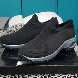 Black Slide on sneakers size 8.5